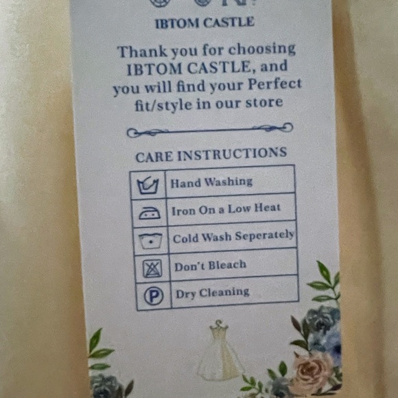 INTOM CASTLE YOUNG LADIES GOWN - Picture 6 of 9